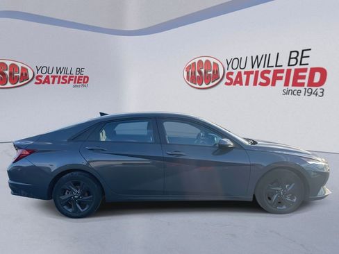 Certified 2023 Hyundai Elantra SEL image 5