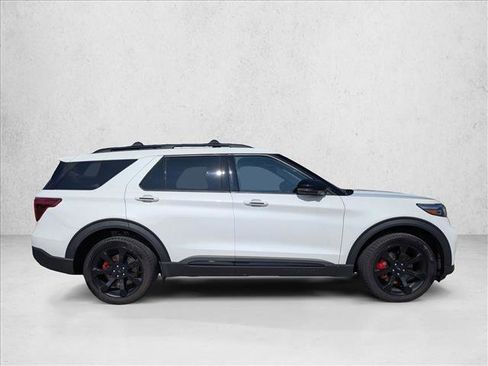Used 2022 Ford Explorer ST w/ Equipment Group 401A AWD/4WD image 8