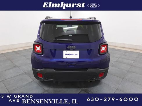 Used 2021 Jeep Renegade Latitude image 4