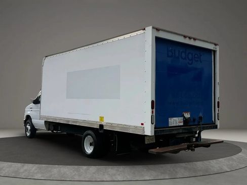 Used 2016 Ford E-350 and Econoline 350 Super Duty RWD image 6