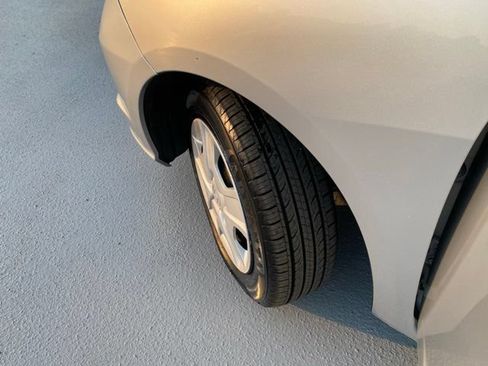 Used 2012 Honda Fit image 18