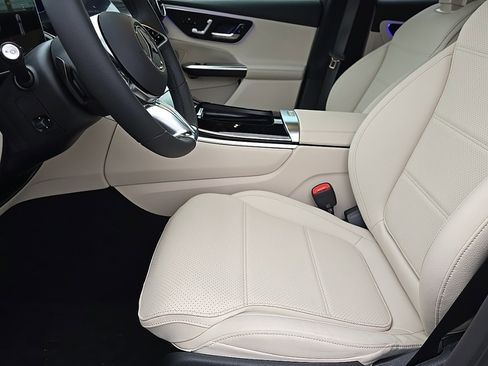 New 2026 Mercedes-Benz GLC 300 4MATIC image 14