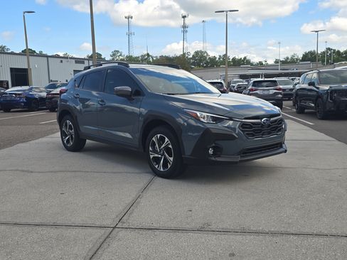 Used 2024 Subaru Crosstrek 2.0i Premium AWD/4WD image 2