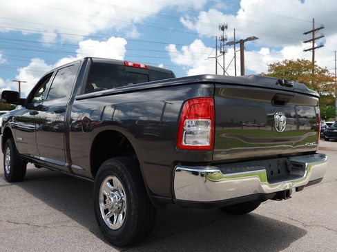 Used 2020 RAM 2500 Tradesman AWD/4WD image 3