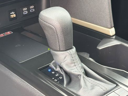 Used 2025 Toyota Camry LE image 26