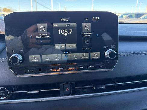 Used 2024 Mitsubishi Outlander SE image 17