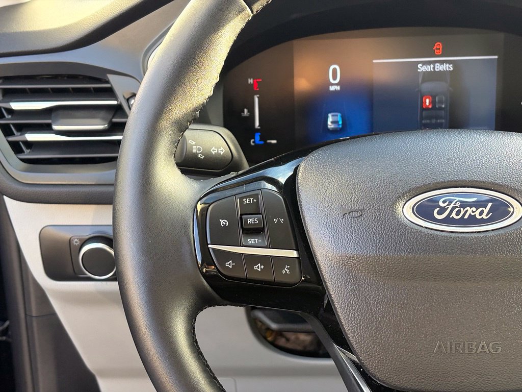 Used 2025 Ford Escape Active w/ Cold Weather Package AWD/4WD image 15