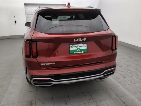 Used 2023 Kia Sorento S FWD image 6