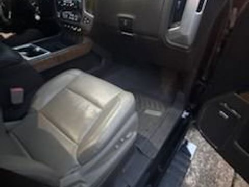 Used 2017 GMC Sierra 1500 SLT image 4