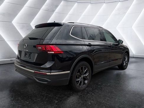 Used 2022 Volkswagen Tiguan SE image 4