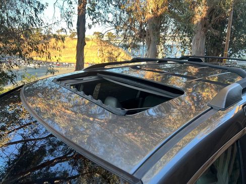 Used 2012 Honda Odyssey EX-L image 28