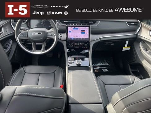 New 2025 Jeep Grand Cherokee L Limited w/ Luxury Tech Group II image 20