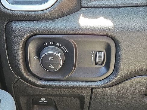 Used 2022 RAM 1500 Lone Star RWD image 24