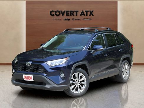 Used 2019 Toyota RAV4 XLE Premium w/ All Weather Liner Package FWD image 1