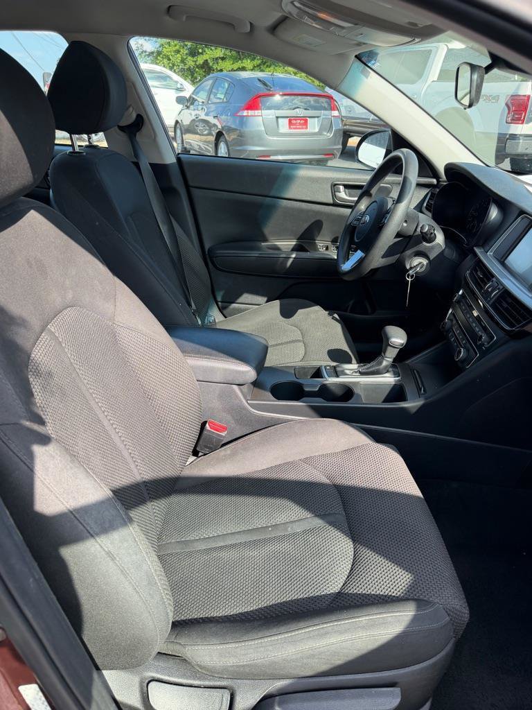 Used 2020 Kia Optima LX FWD image 11