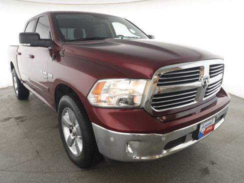 Certified 2019 RAM 1500 Lone Star image 3