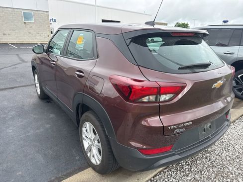Used 2023 Chevrolet TrailBlazer LS FWD image 4