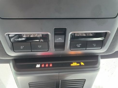 Certified 2024 MAZDA MAZDA3 2.5 Turbo Premium Plus Package image 23