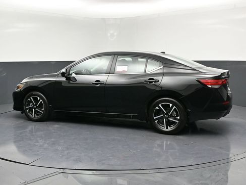 Certified 2025 Nissan Sentra SV image 27