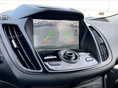 Used 2018 Ford Escape Titanium image 24