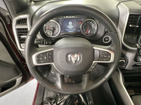 Used 2022 RAM 1500 Big Horn AWD/4WD image 11