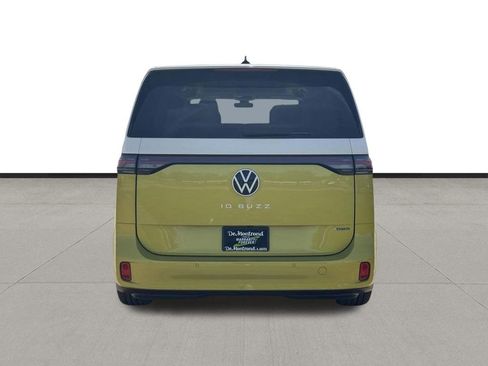 New 2025 Volkswagen ID. Buzz 1st Edition AWD/4WD image 6