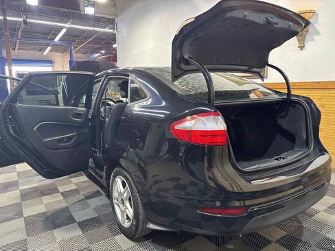 Used 2019 Ford Fiesta SE image 13