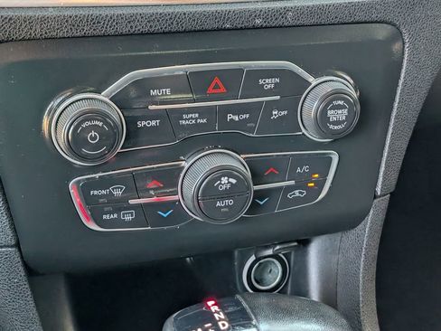 Used 2021 Dodge Charger R/T w/ Blacktop Package RWD image 25