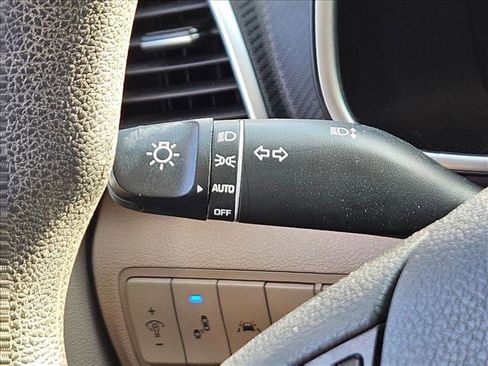 Used 2020 Hyundai Tucson SEL image 13