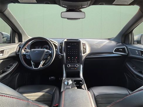 Used 2024 Ford Edge ST-Line image 23