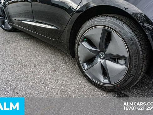 Used 2019 Tesla Model 3 Standard Range Plus image 16