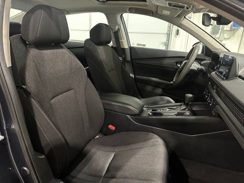 Used 2023 Honda Accord EX image 28
