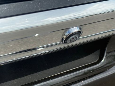 Certified 2021 RAM 1500 Laramie image 36