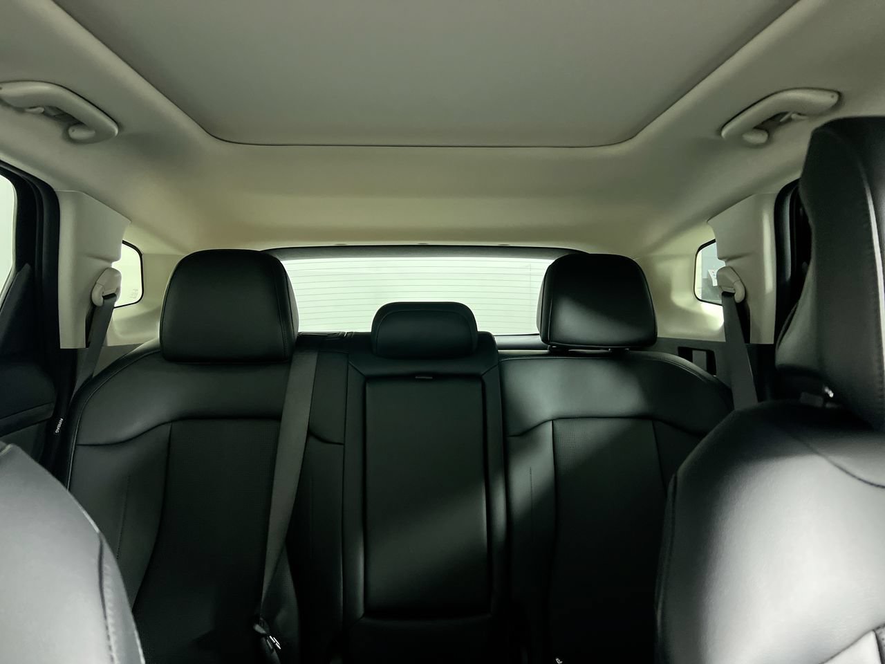 New 2026 Kia Sportage SX FWD image 33