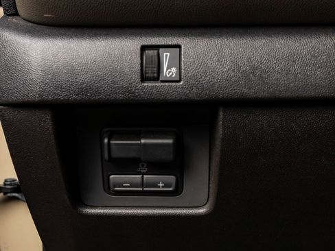 Used 2023 Chevrolet Colorado ZR2 w/ ZR2 Convenience Package III image 22