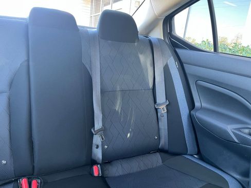 Used 2025 Nissan Versa SV image 35