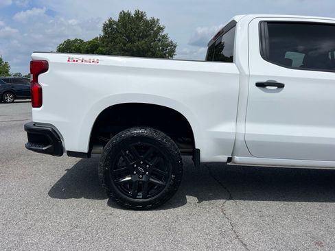 Used 2022 Chevrolet Silverado 1500 LT Trail Boss w/ Convenience Package II image 38
