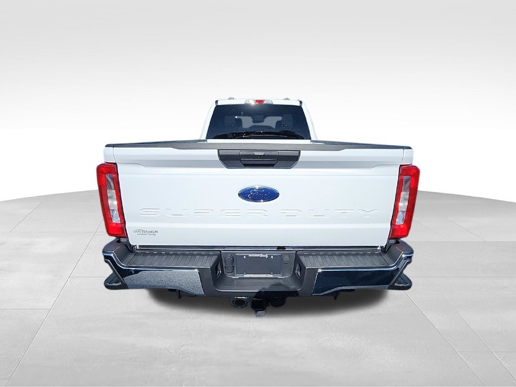 Used 2026 Ford F350 XLT AWD/4WD image 7