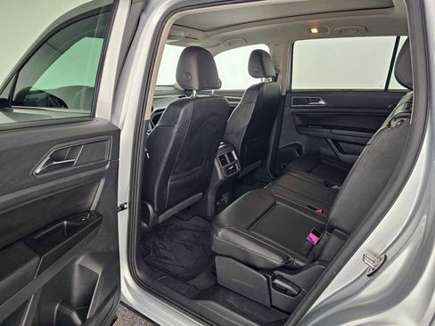 Used 2019 Volkswagen Atlas SEL FWD image 17