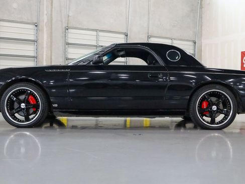 Used 2002 Ford Thunderbird RWD image 29