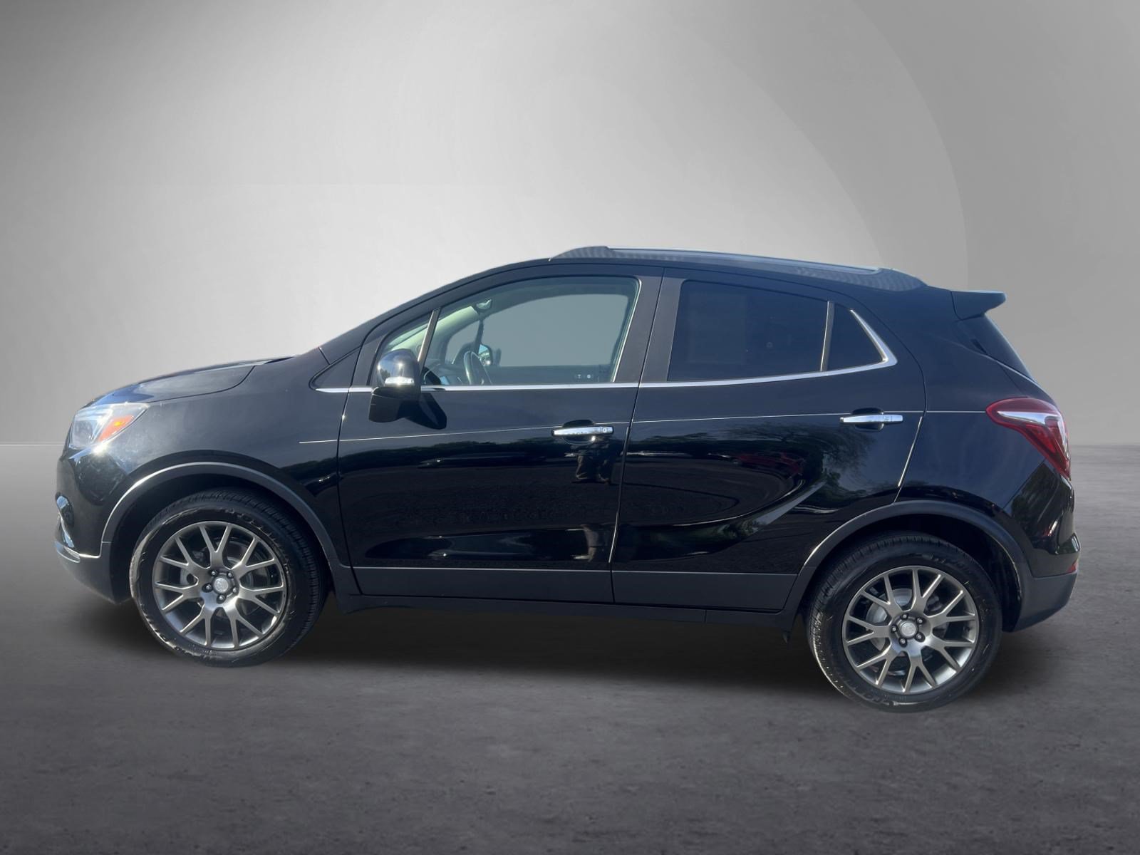 Used 2019 Buick Encore Sport Touring AWD/4WD image 7