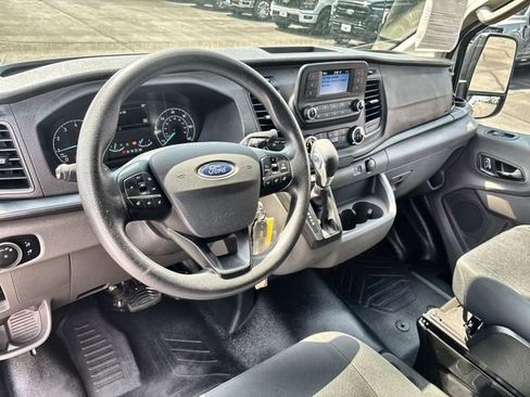 Used 2025 Ford Transit 250 Low Roof w/ Exterior Upgrade Package RWD image 10