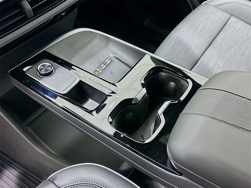 New 2026 Buick Enclave Sport Touring w/ Power Package image 17