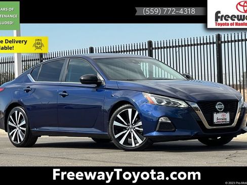 Used 2022 Nissan Altima 2.5 SR FWD image 1