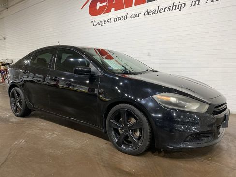 Used 2015 Dodge Dart SXT image 2