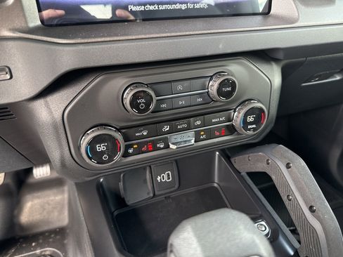 New 2026 Ford Bronco Badlands image 26