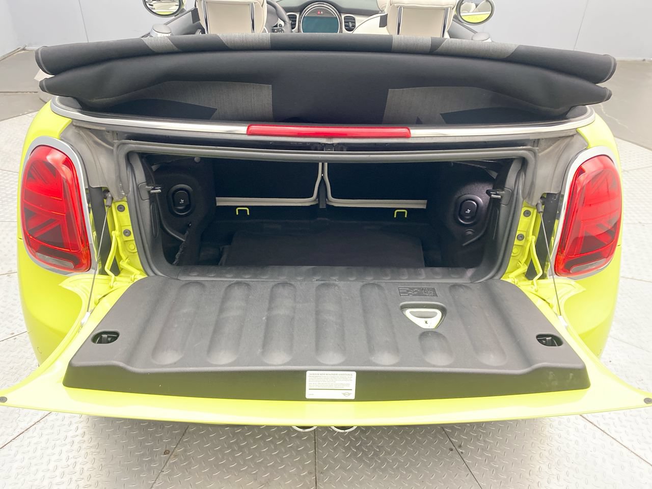 Used 2023 MINI Cooper S FWD image 24