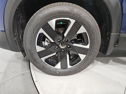 New 2026 Nissan Kicks SV w/ SV Premium Package image 27