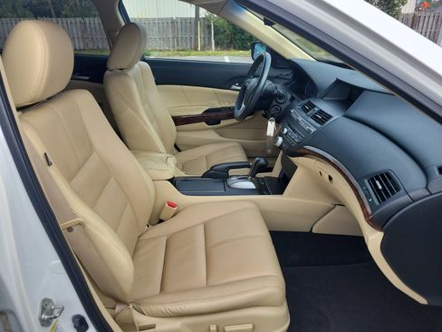 Used 2012 Honda Crosstour EX-L image 7