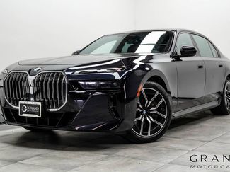 Used 2023 BMW 760i xDrive AWD/4WD video 1